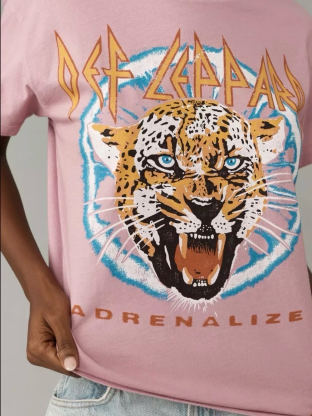 Anthropologie LetLuv Pink Def Leppard Graphic Tee PTP19